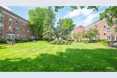 221 Middle Neck Road #G5, Great Neck, NY 11021 - Photo 31