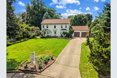 15 Fairfields Court, Huntington Station, NY 11746 - Photo 17