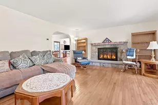 75 Glen Forest St, Thornwood, NY 10594 - Photo 7