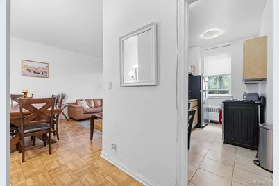 55 Knolls Crescent #1B, Bronx, NY 10463 - Photo 7