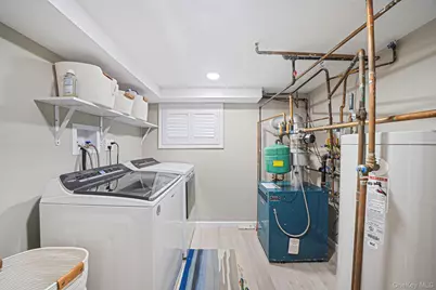 22 Milburn Road, Centereach, NY 11720 - Photo 27