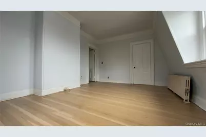 115 Glenwood Avenue, Yonkers, NY 10701 - Photo 13