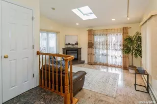 44 Jayson Ave, Great Neck, NY 11021 - Photo 9