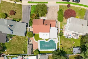 46 Elves Ln, Levittown, NY 11756 - Photo 5