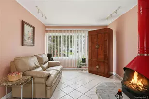 70 Birchwood Dr, New Hyde Park, NY 11040 - Photo 13