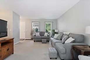 14 Lyford Ln, Poughkeepsie, NY 12601 - Photo 3