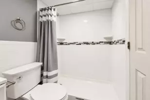 31 Westwood Dr, Shirley, NY 11967 - Photo 11