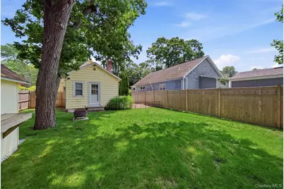 124 Johnson Street, Centerport, NY 11721 - Photo 19