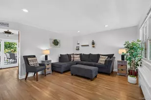 292 N Alleghany Ave, Lindenhurst, NY 11757 - Photo 7