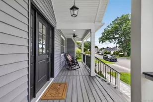 292 N Alleghany Ave, Lindenhurst, NY 11757 - Photo 3