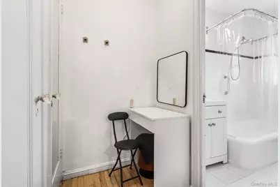 75 Bank Street #1B, New York, NY 10014 - Photo 19