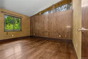 354 Commerce St, Hawthorne, NY 10532 - Photo 15