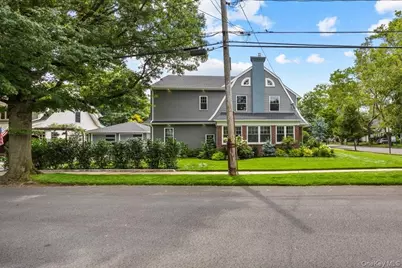 78 Ontario Road, Floral Park, NY 11001 - Photo 5