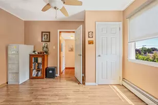 211 St Marks Pl, East Meadow, NY 11554 - Photo 21