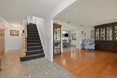 117 Melanie Drive, East Meadow, NY 11554 - Photo 5