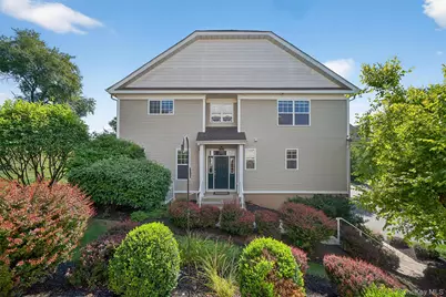 8 Green Court, Middletown, NY 10940 - Photo 3