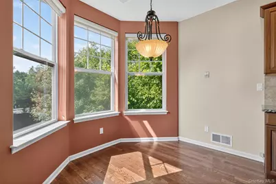 8 Green Court, Middletown, NY 10940 - Photo 17