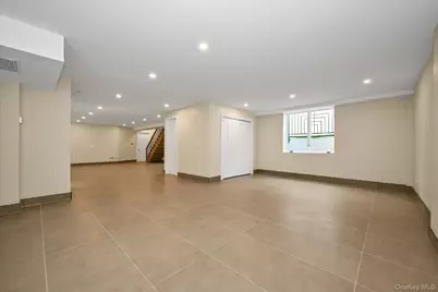 176-12 Kildare Road, Jamaica, NY 11432 - Photo 35