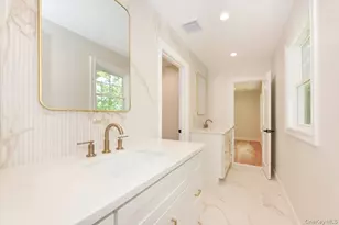 124 North Dr, Massapequa, NY 11758 - Photo 25