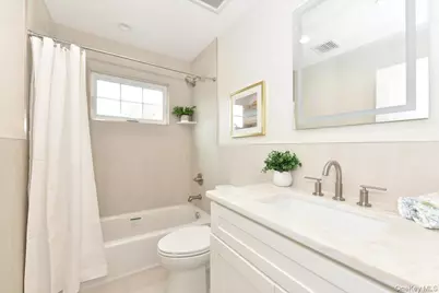 124 North Drive, Massapequa, NY 11758 - Photo 27