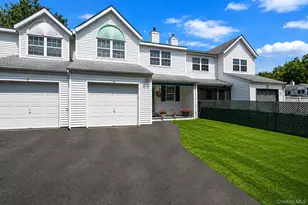 26 Beech St, Central Islip, NY 11722 - Photo 27