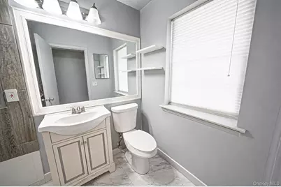 26 Beech Street, Central Islip, NY 11722 - Photo 15