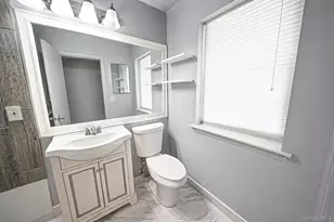 26 Beech St, Central Islip, NY 11722 - Photo 15