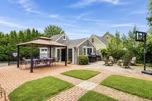 158 Wilson Ave, Westbury, NY 11590 - Photo 35