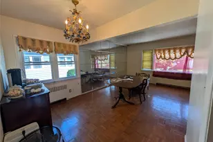 29-44 Bayswater Ave, Far Rockaway, NY 11691 - Photo 7