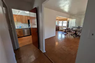 29-44 Bayswater Ave, Far Rockaway, NY 11691 - Photo 3