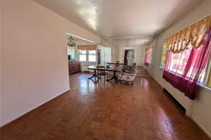 29-44 Bayswater Ave, Far Rockaway, NY 11691 - Photo 5