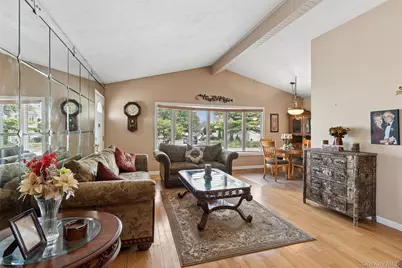 114 Miller Road, Hicksville, NY 11801 - Photo 11