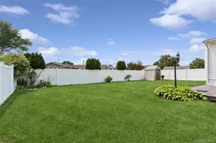 114 Miller Rd, Hicksville, NY 11801 - Photo 37