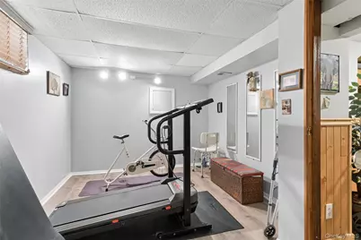 114 Miller Road, Hicksville, NY 11801 - Photo 27