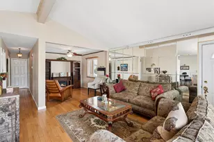114 Miller Rd, Hicksville, NY 11801 - Photo 9