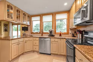 2631 Fox Rd, Baldwin, NY 11510 - Photo 7