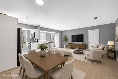 3 Cheyenne Court #3, Coram, NY 11727 - Photo 7