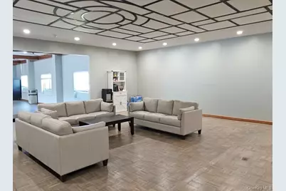 3 Cheyenne Court #3, Coram, NY 11727 - Photo 17