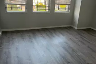 93-24 207th St, Queens Village, NY 11428 - Photo 5