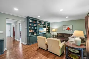 239 Parkside Dr, Suffern, NY 10901 - Photo 3