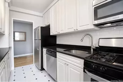 5620 Netherland Avenue #5D, Bronx, NY 10471 - Photo 3