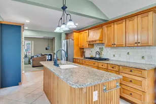 46 Sherbrooke Dr, Smithtown, NY 11787 - Photo 15