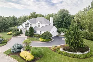 6 Arborvitae Ln, Miller Place, NY 11764 - Photo 5