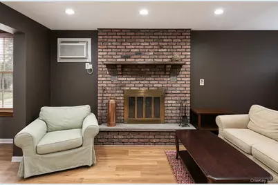27 Avondale Street, Valley Stream, NY 11581 - Photo 7