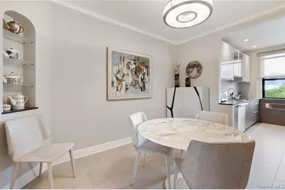 84-51 Beverly Road #6R, Kew Gardens, NY 11415 - Photo 5