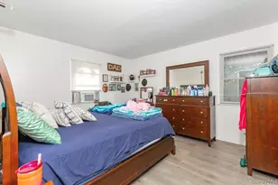 250 Clarice Blvd, Holbrook, NY 11741 - Photo 11