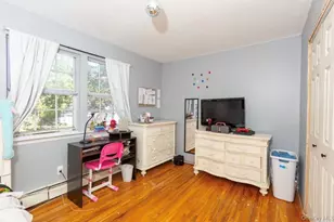 250 Clarice Blvd, Holbrook, NY 11741 - Photo 17