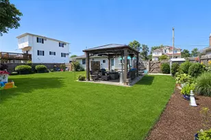 8 Harrison St, Patchogue, NY 11772 - Photo 11