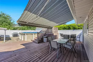 42 Crescent St, Hicksville, NY 11801 - Photo 27