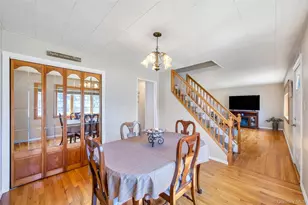 42 Crescent St, Hicksville, NY 11801 - Photo 7